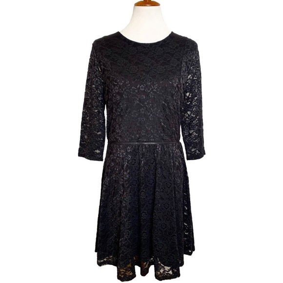 Victoria's Secret Dresses & Skirts - SOLD-NWT Victoria’s Secret Lace Backless Dress